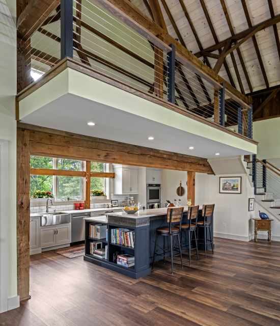 Custom Barn Conversion landhausstil-kueche