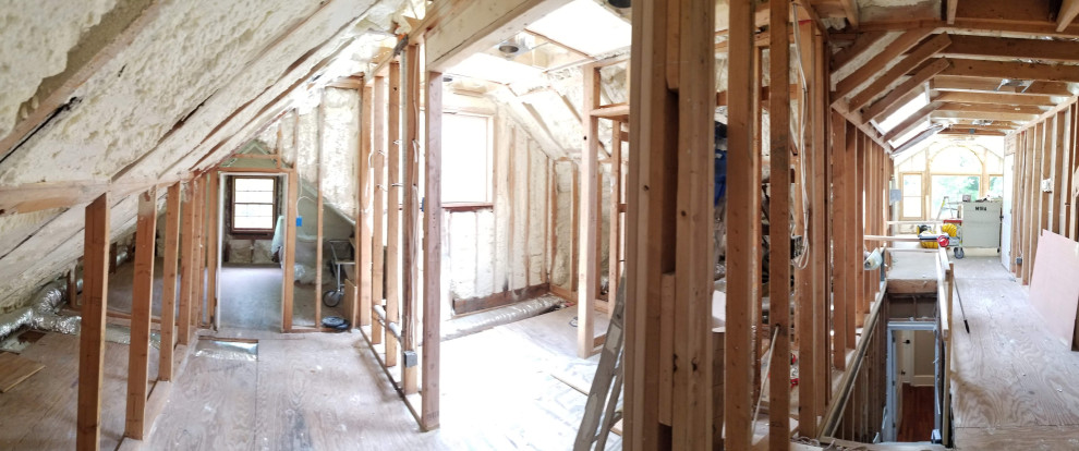 Home design - transitional home design idea