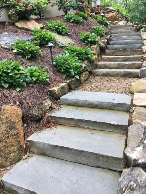 Cut Stone Slab Steps with Pea Gravel Landing - Traditional - Garden - Other  - by Earth Design, Inc. | Houzz UK