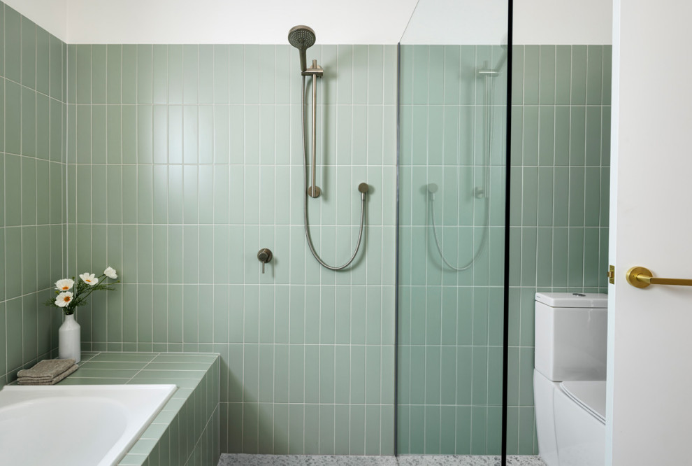 Design ideas for a midcentury bathroom in Other.