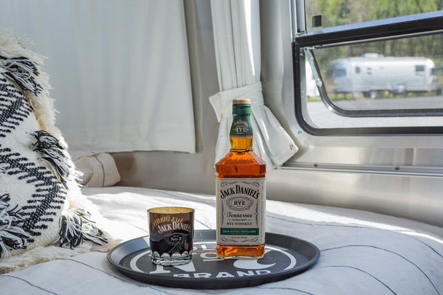 Jack Daniels Airstream Camp - Skandinavisch - Küche - Nashville - von Kate  Richard Design | Houzz