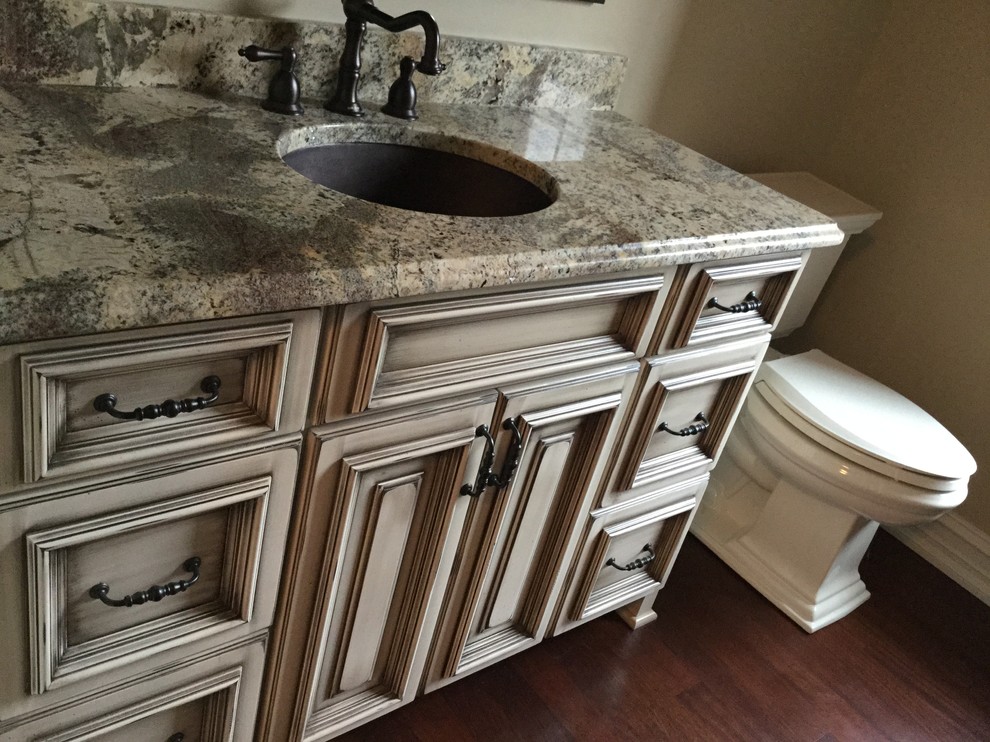 Bathroom - transitional bathroom idea