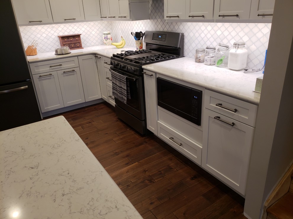 Kitchen - kitchen idea in Baltimore