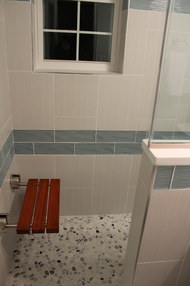 Alcove shower - mid-sized contemporary master multicolored tile limestone floor alcove shower idea in DC Metro