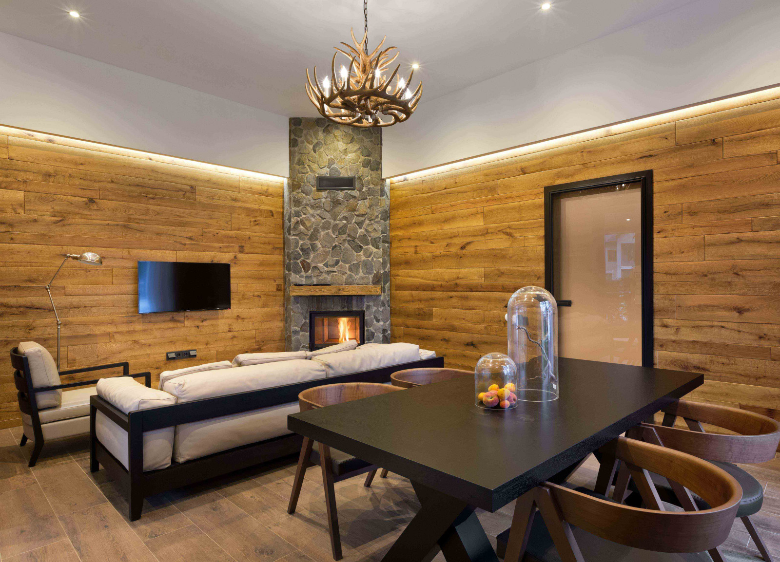 Light classic by MARTINarchitects