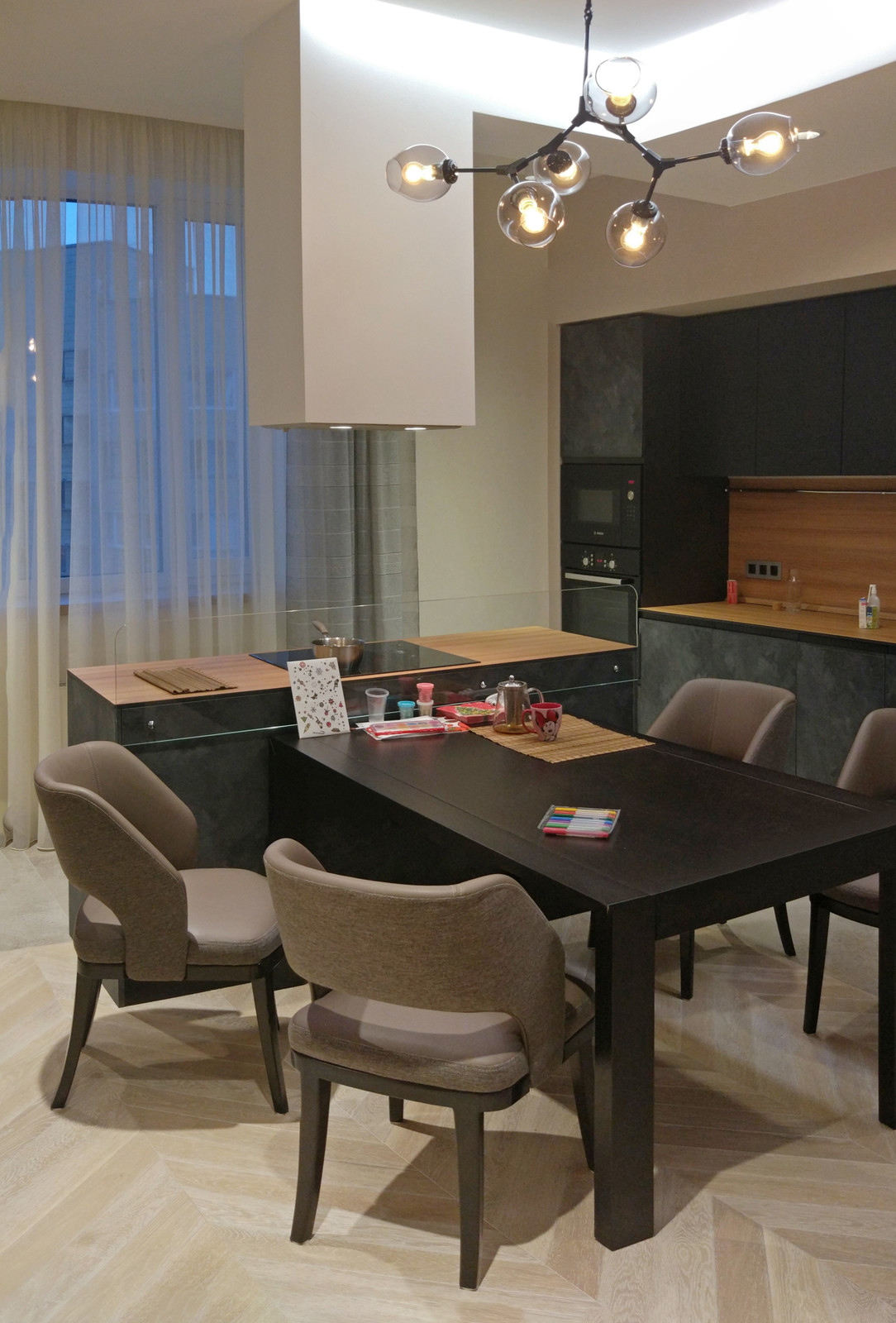 Простые линии, немного шерсти и калейдоскоп