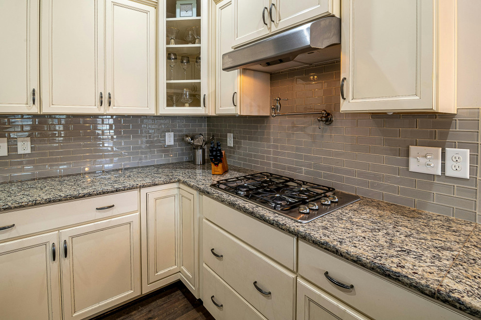 Tile Backsplash Design Ideas