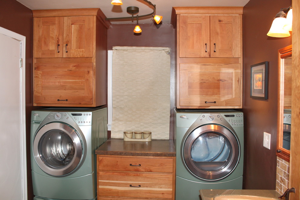 Traditional laundry room in Omaha.