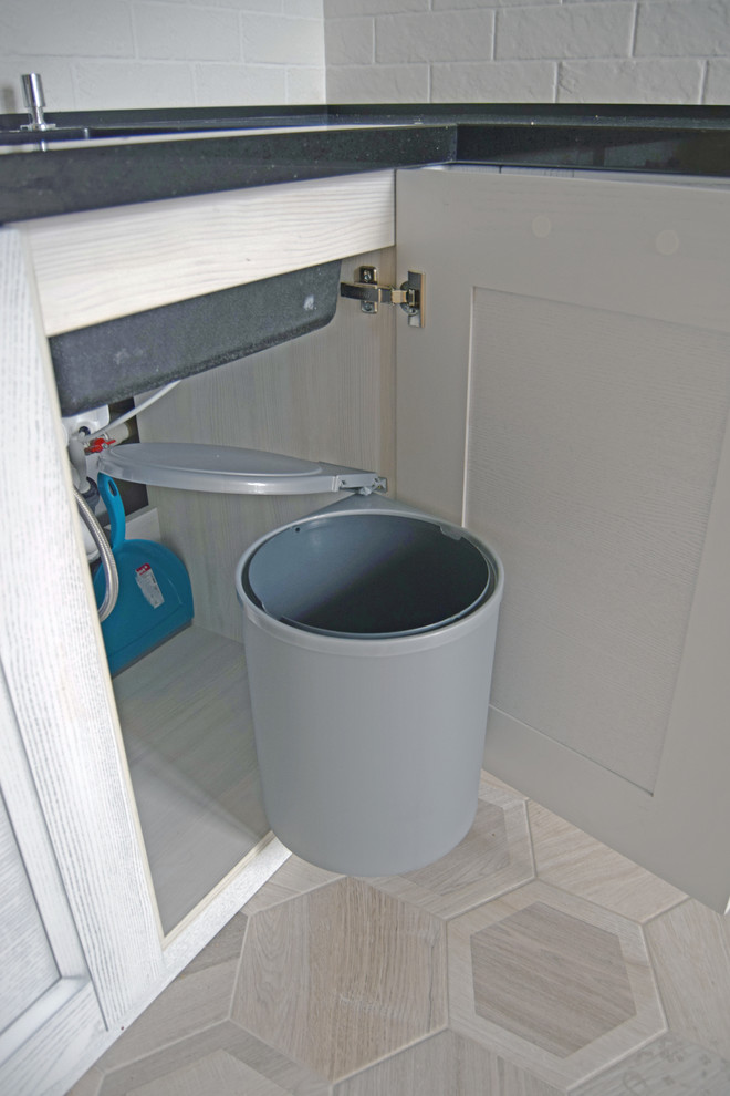 Кухня с фасадами из массива ясеня