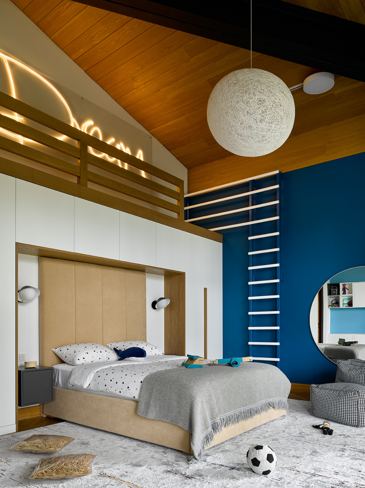 Дом в подмосковье  600 м2