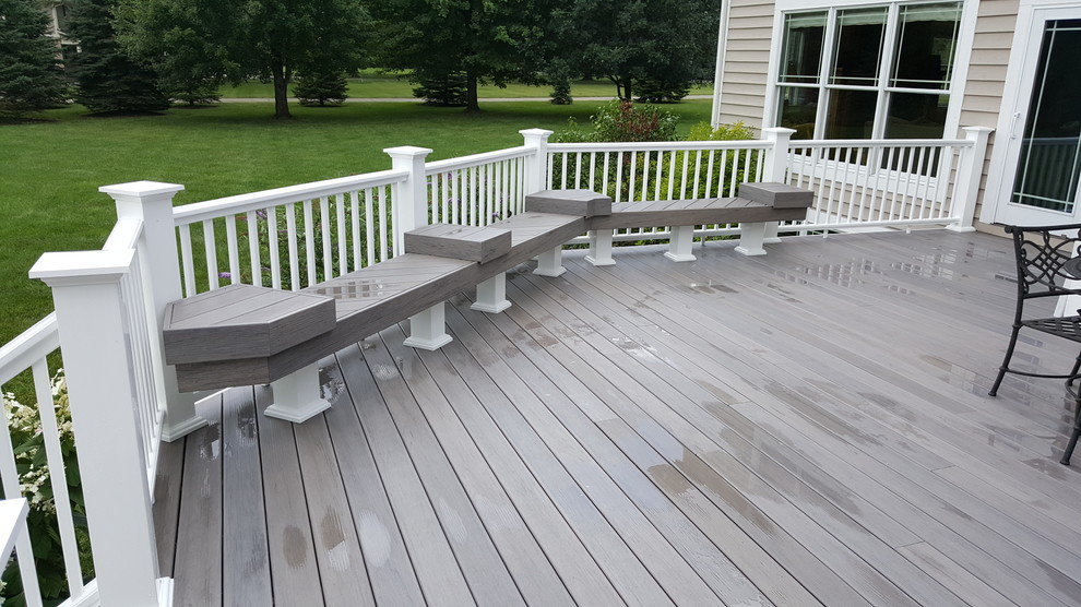 This is an example of an eclectic deck in Cincinnati.