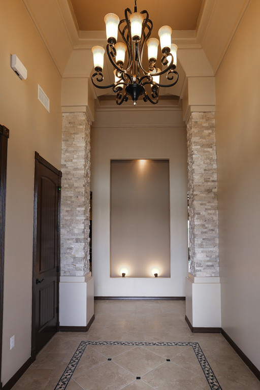 Entry way - Austin - by Bella Vista Custom Homes, Inc. | Houzz UK