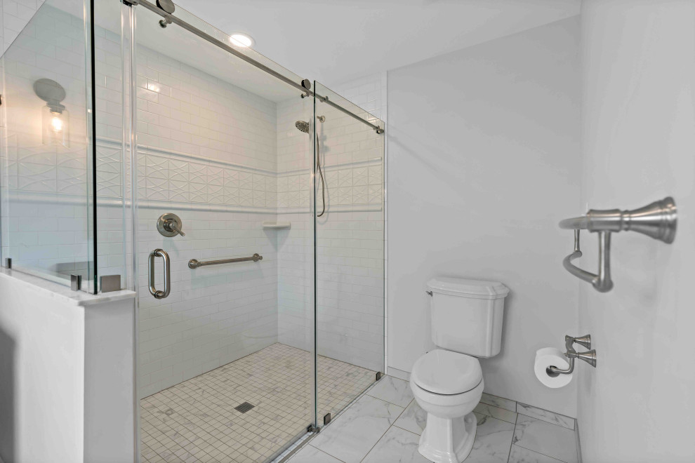 Réalisation d'une salle de bain design.
