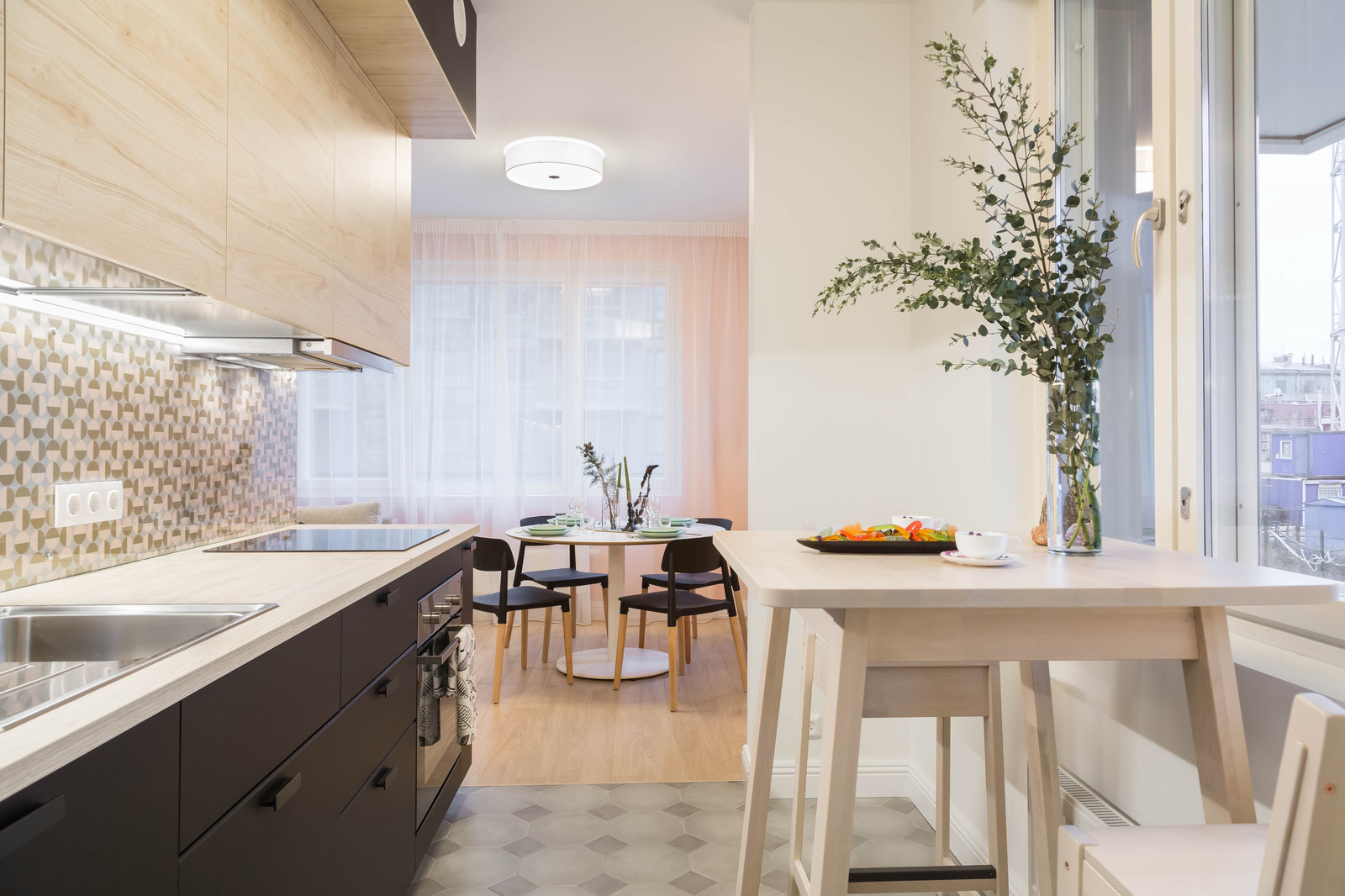 Зефирно-розовый интерьер для сдачи в аренду