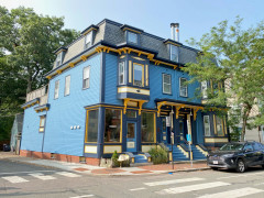 Houzz Tour: Color and Eclectic Character in a Historic Townhome