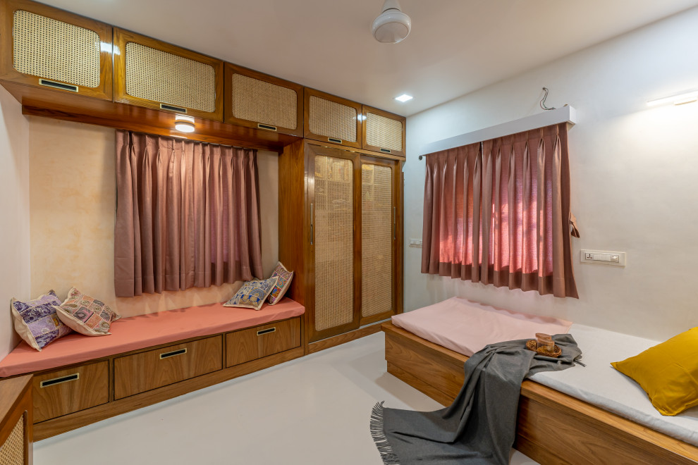 Design ideas for a world-inspired bedroom in Mumbai.