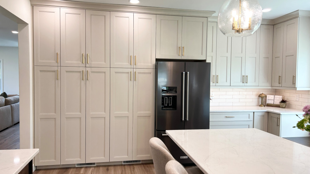 Accessible Beige and Maple Mocha Kitchen Design - Transitional ...