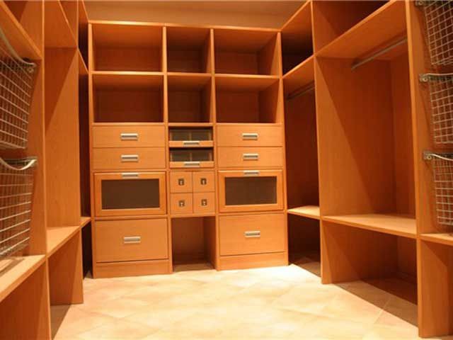 Гардеробные и шкафы купе