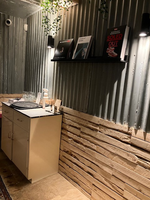 Wing Shack - Fast food restaurant - Design & Build