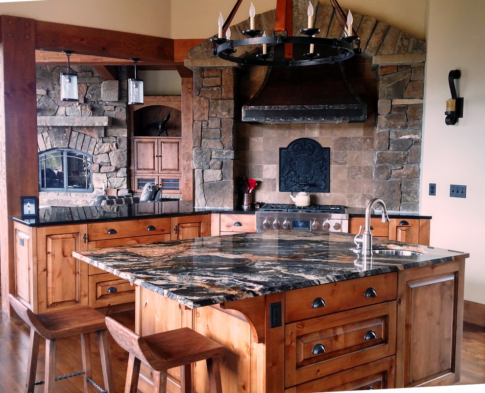Kitchen - rustic kitchen idea