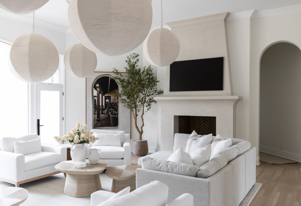 NASHVILLE GUT AND REVIVE - Beach Style - Living Room - Nashville - by ...