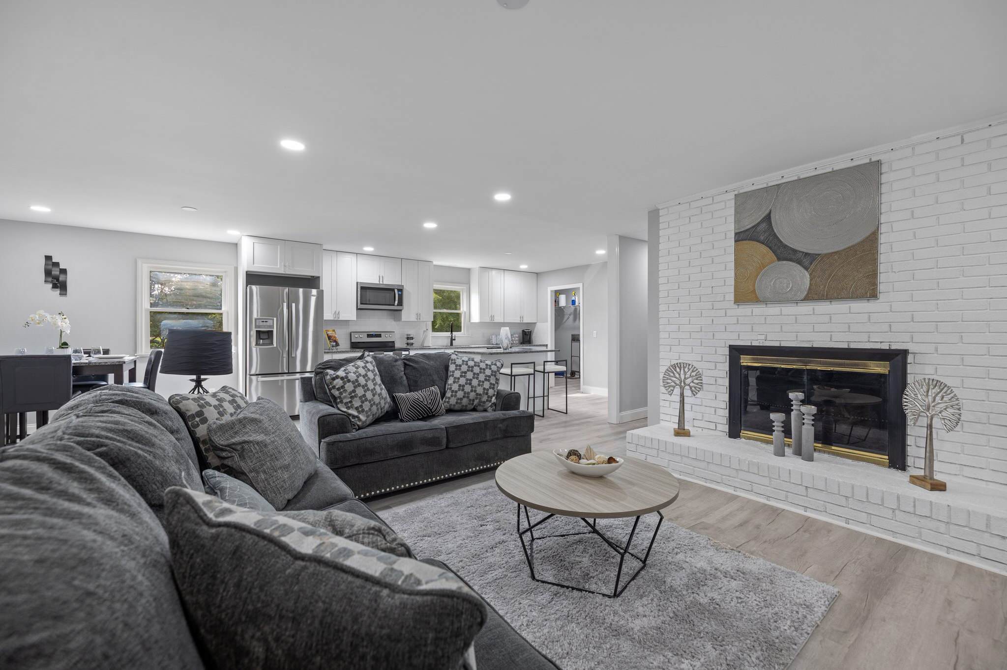 Monroe  staging project