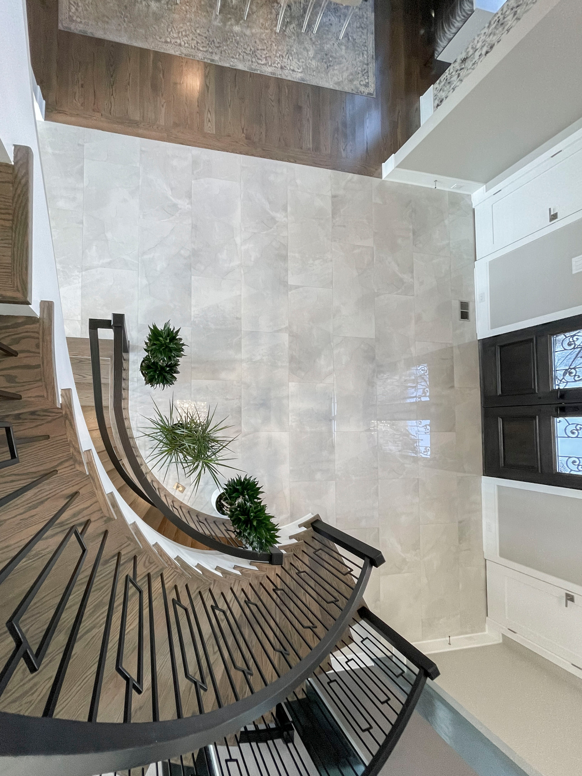 114_Striking Floating-Curved Staircase, Leesburg VA 20175