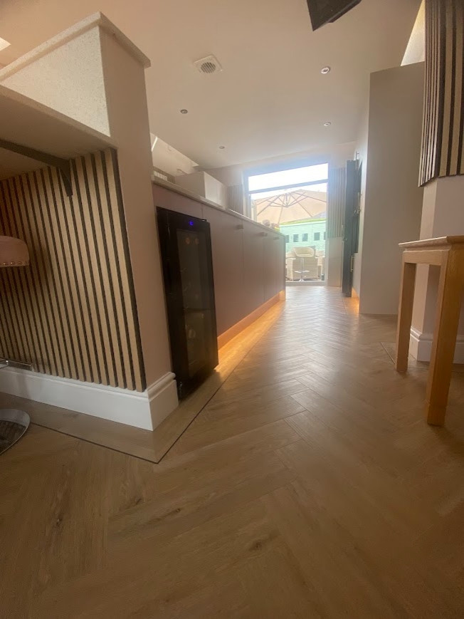 The Burbage Kitchen - Sodermalm - RRP £16,000 - Luxe Price £13,500