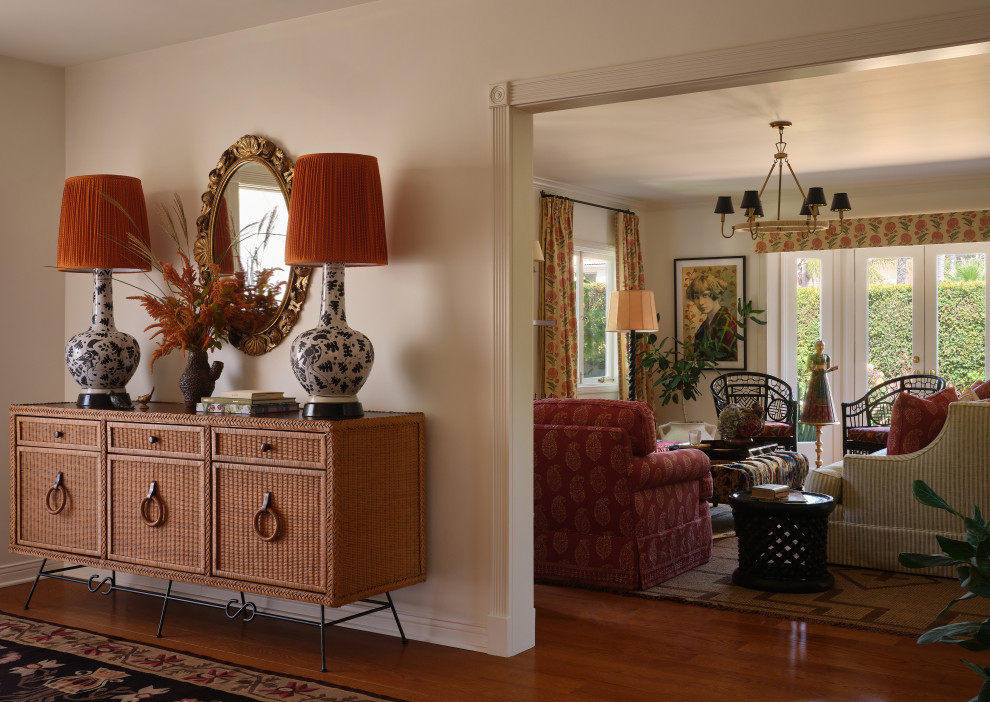 Hallway - traditional hallway idea in Los Angeles