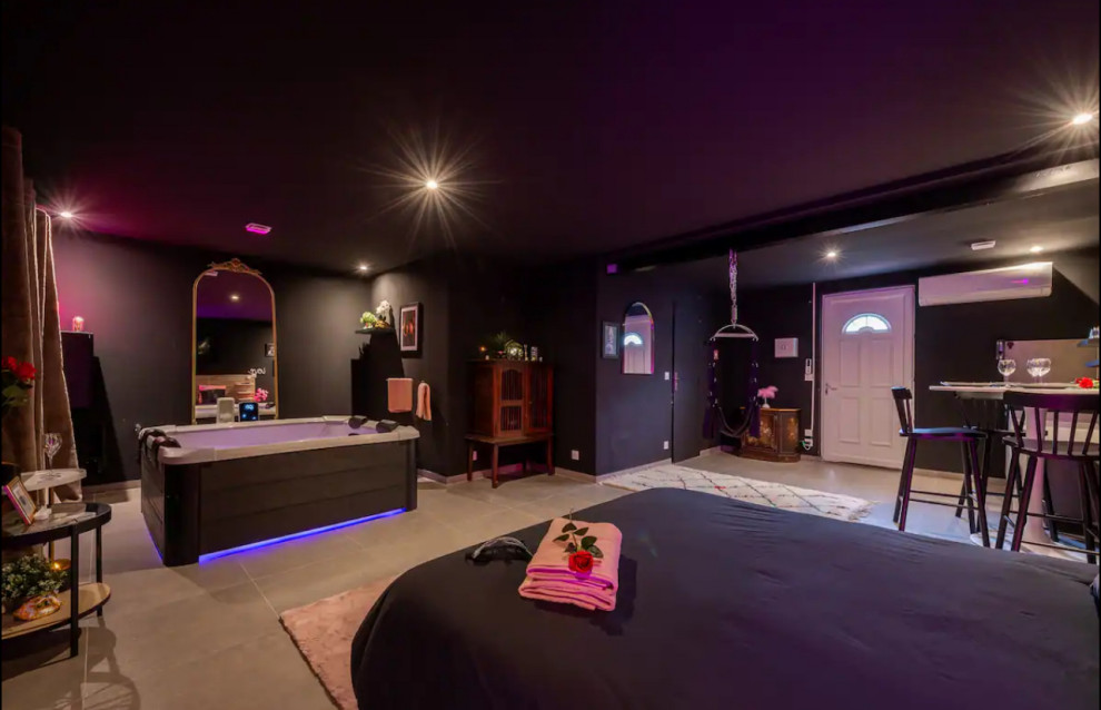 Love room