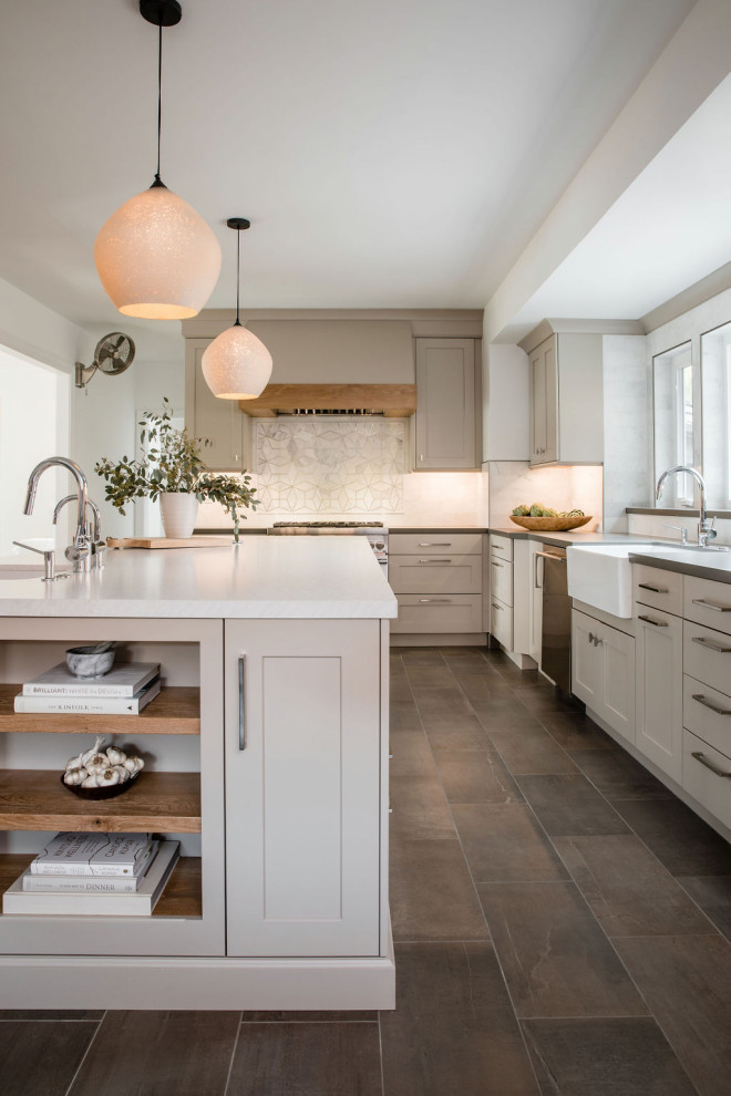 Inspiration for a transitional kitchen remodel in Sacramento