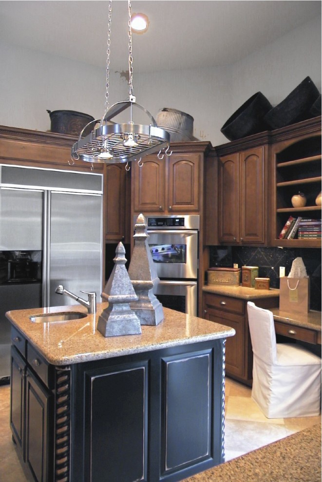 This is an example of an eclectic kitchen in Houston.