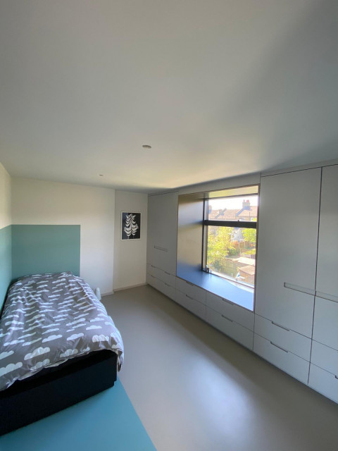 Ladywell SE4, 2 bedroom loft conversion, bathroom and staircase design, colour moderne-sovevaerelse