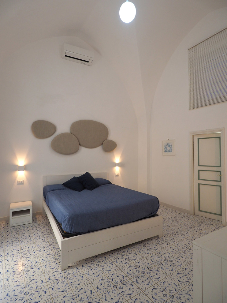 Foto di una camera da letto mediterranea