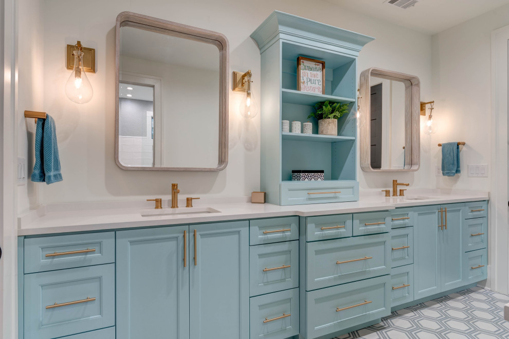 Mid-sized transitional kids bathroom in Atlanta with shaker cabinets, turquoise cabinets, a two-piece toilet, white tile, porcelain tile, white walls, ceramic floors, an undermount sink, engineered quartz benchtops, white floor, a hinged shower door, white benchtops, a shower seat, a double vanity and a built-in vanity.