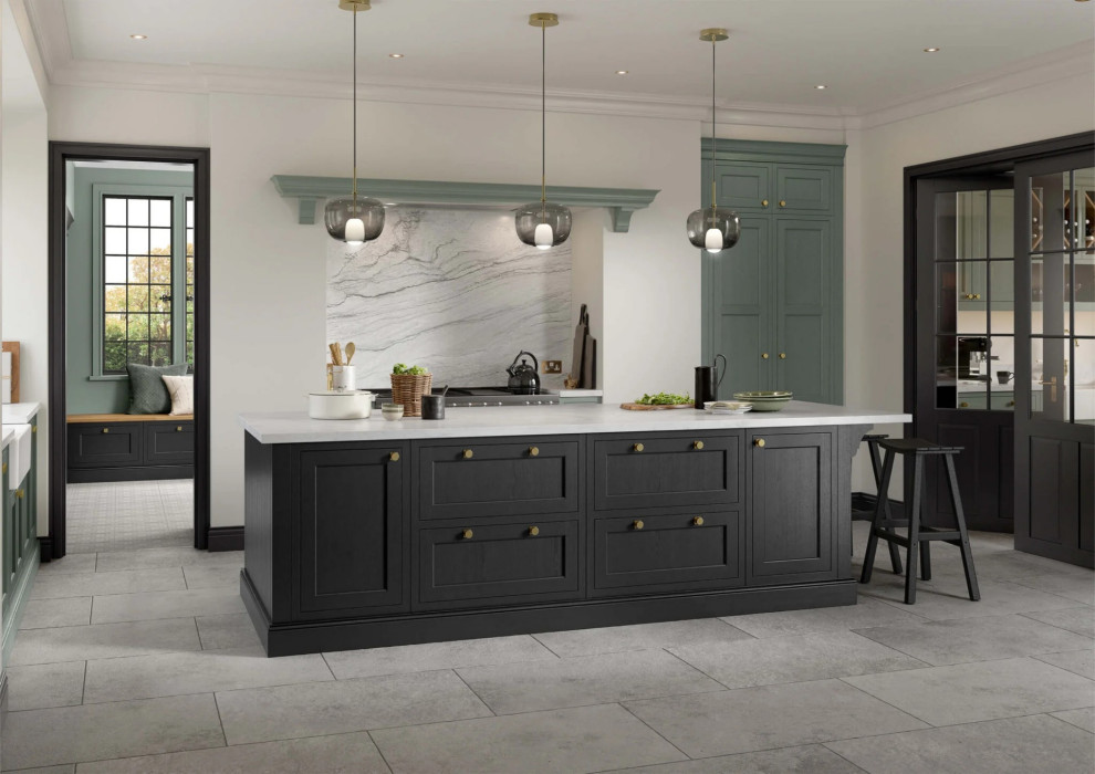 Bespoke in frame kitchen in Reed Green and Cannon Black. Leicestershire made, local, independent.