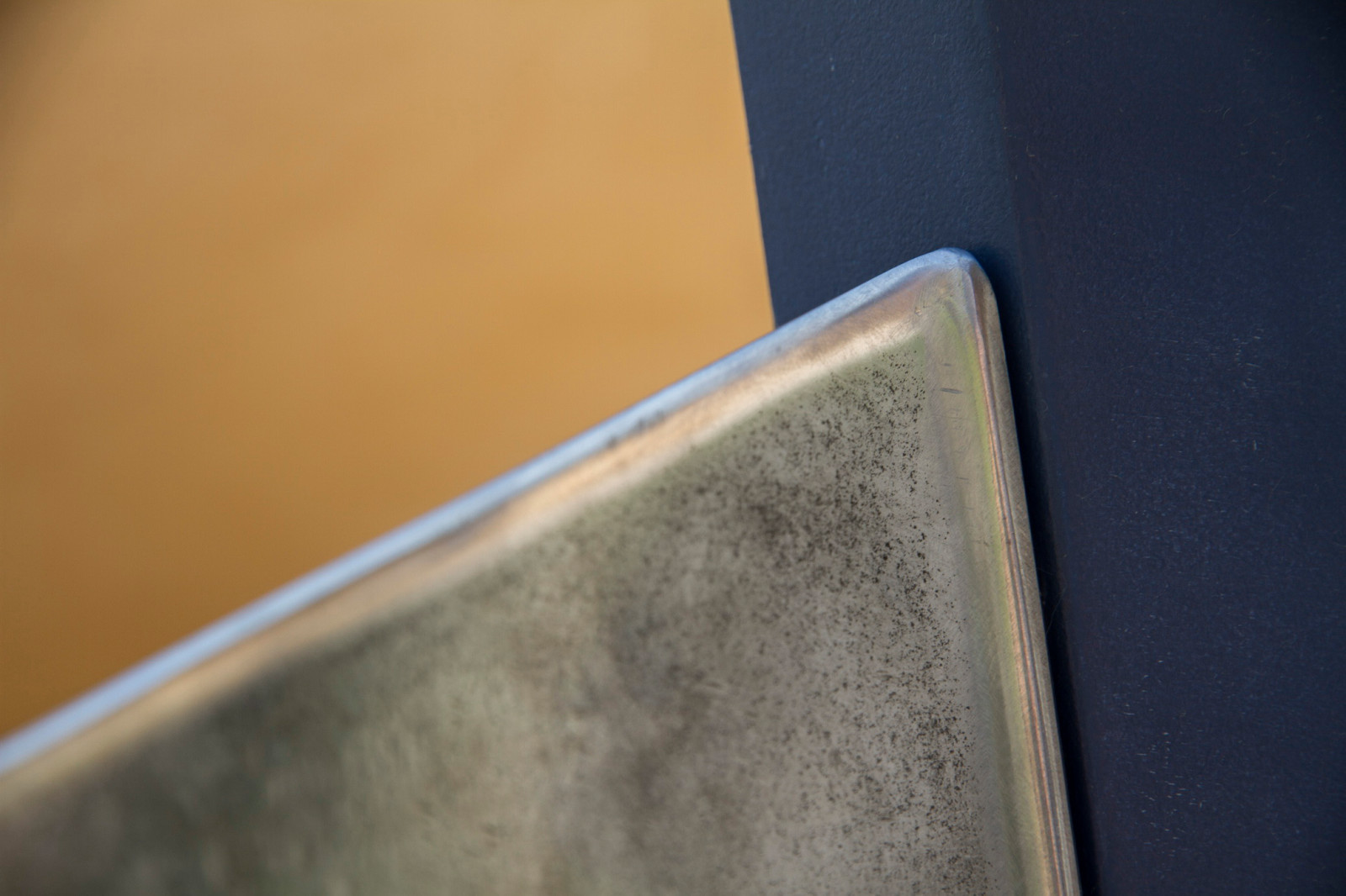 Грани | тумба