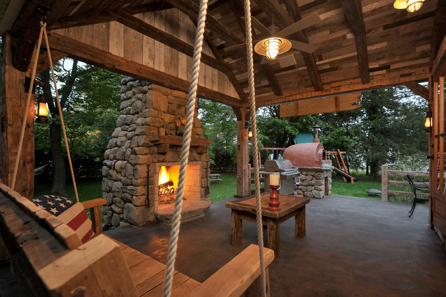 Rustic view lantlig-uteplats