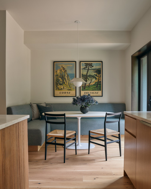 The Java Haus contemporaneo-comedor