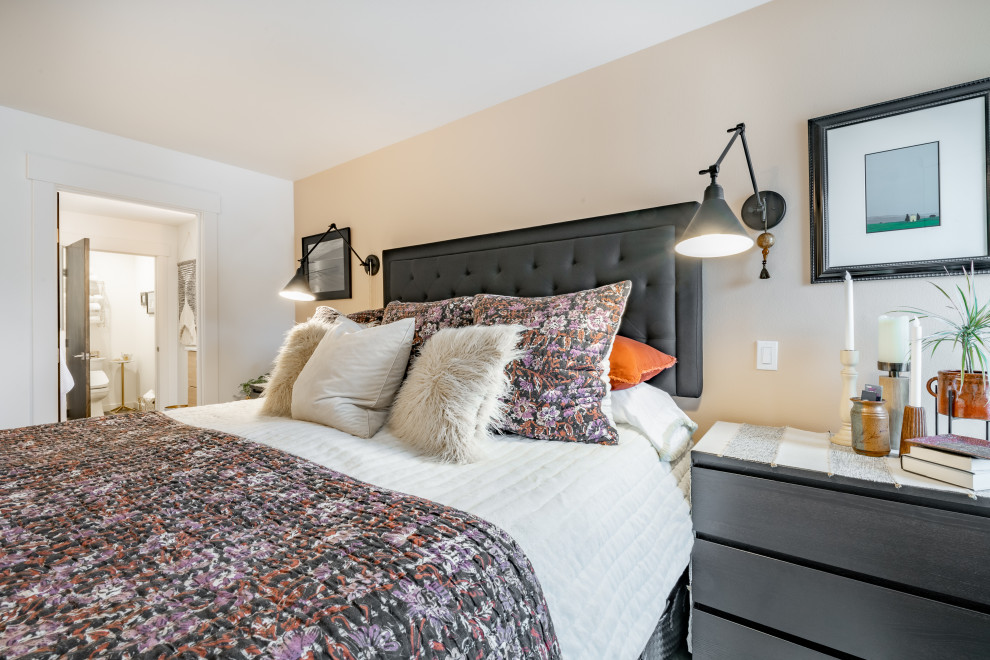 Alabama Hill Kitchen, Entry and Primary Suite Remodel