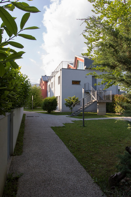 Home in loft - Housing contemporary-uteplats