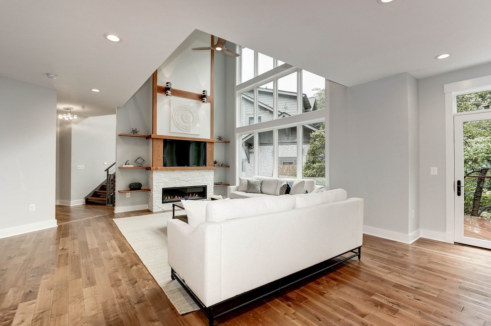 Transitional home design photo in DC Metro