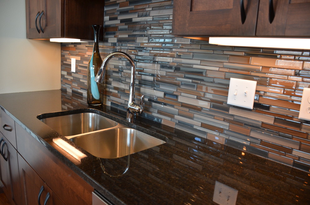 Kitchen - rustic kitchen idea