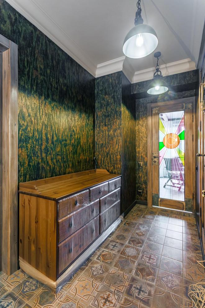 Первая остановка "Полярная станция"