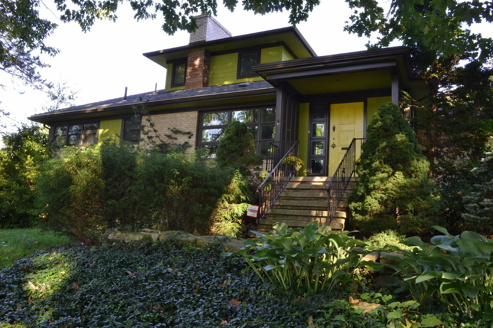 MidCentury Rancher in Wyomissing, PA Midcentury Exterior