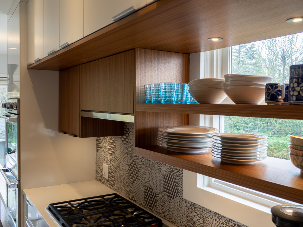 Mid-sized transitional galley kitchen photo in Vancouver