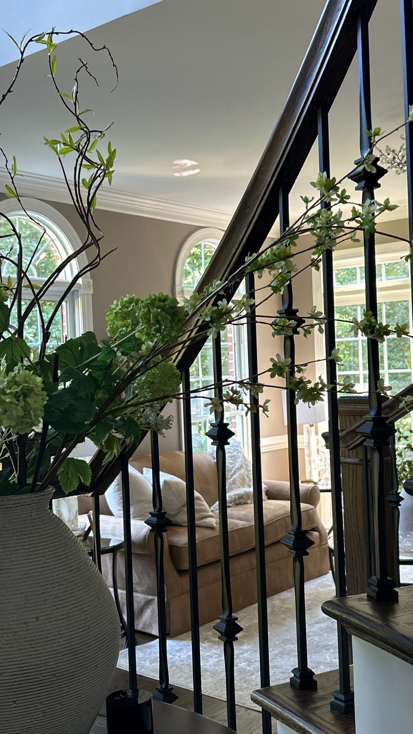 Project #157 | Traditional Curved Foyer Staircase