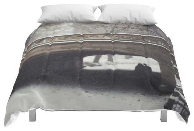 Society6 Couple In The Snow In Central Park Comforter