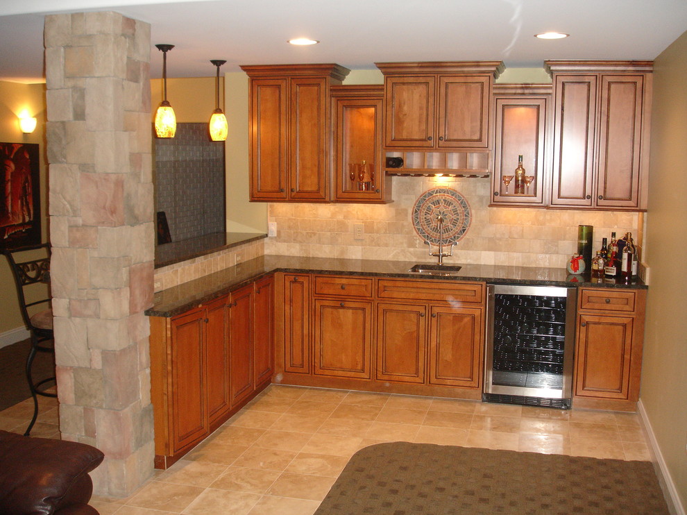 Kitchen - transitional kitchen idea