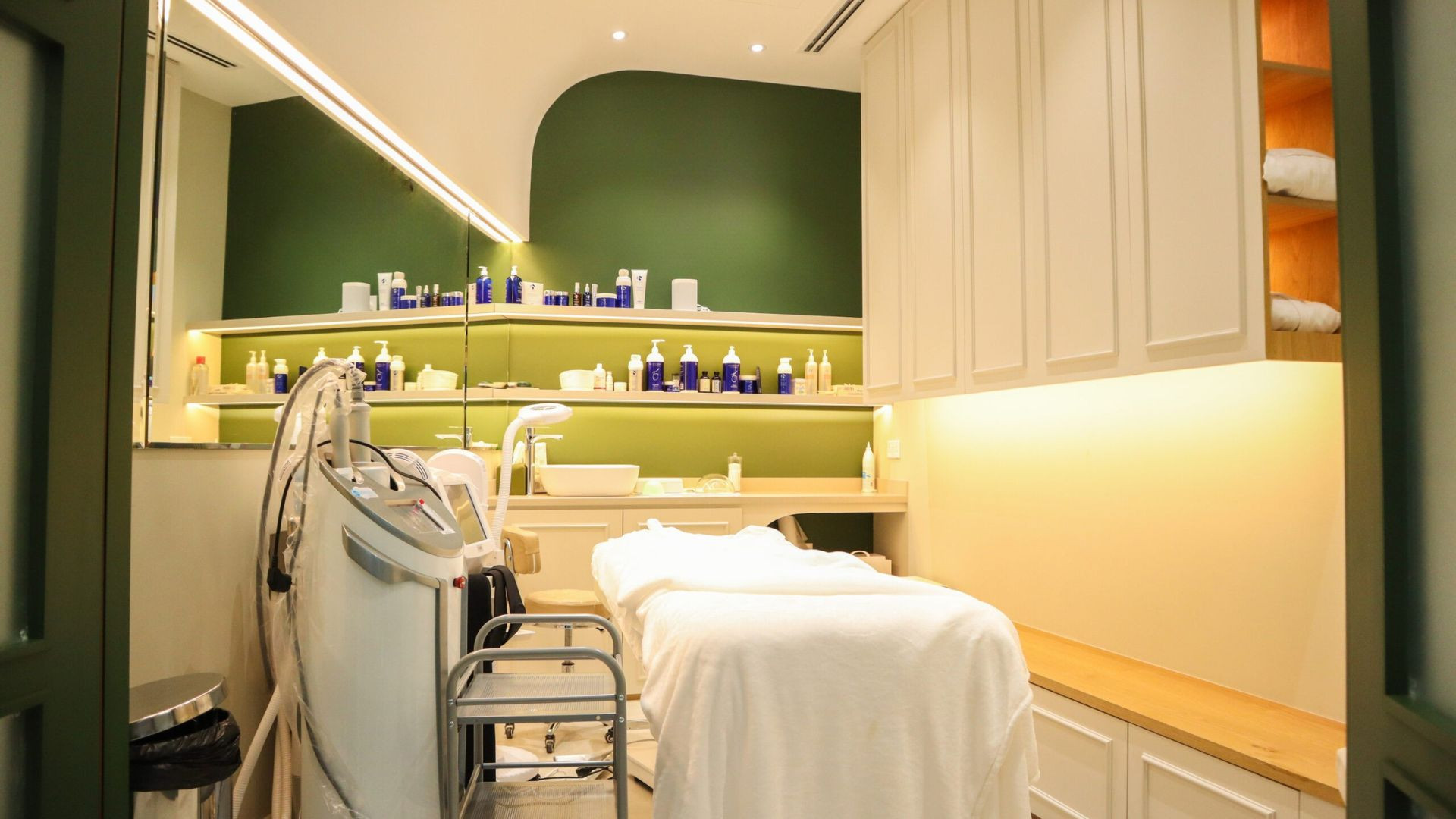 Stylish Modern Medical Clinic Design in St Pauls